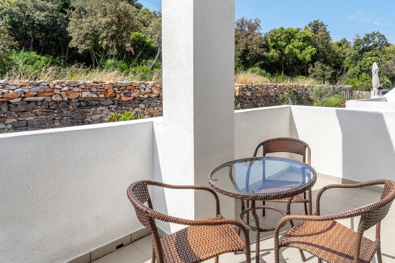 Apartments Dobrila Hvar Town Exterior photo